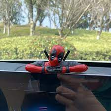 Gifts- Deadpool - Action Figures